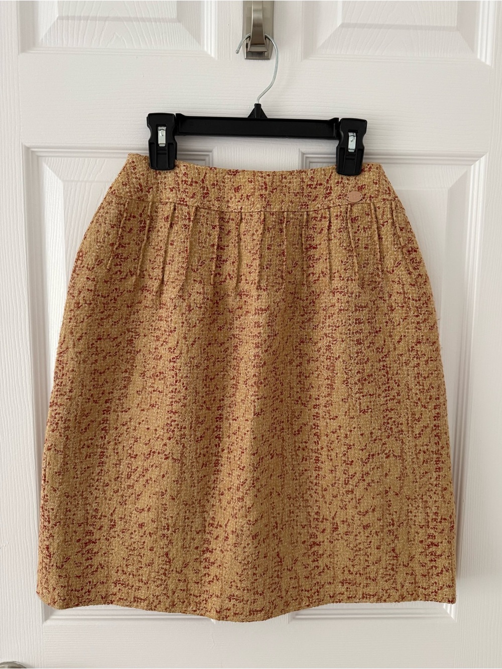 Chanel tweed midi skirt spring 2001 size 38